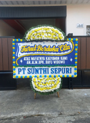 Papan Bunga Duka di Unir Sirau
